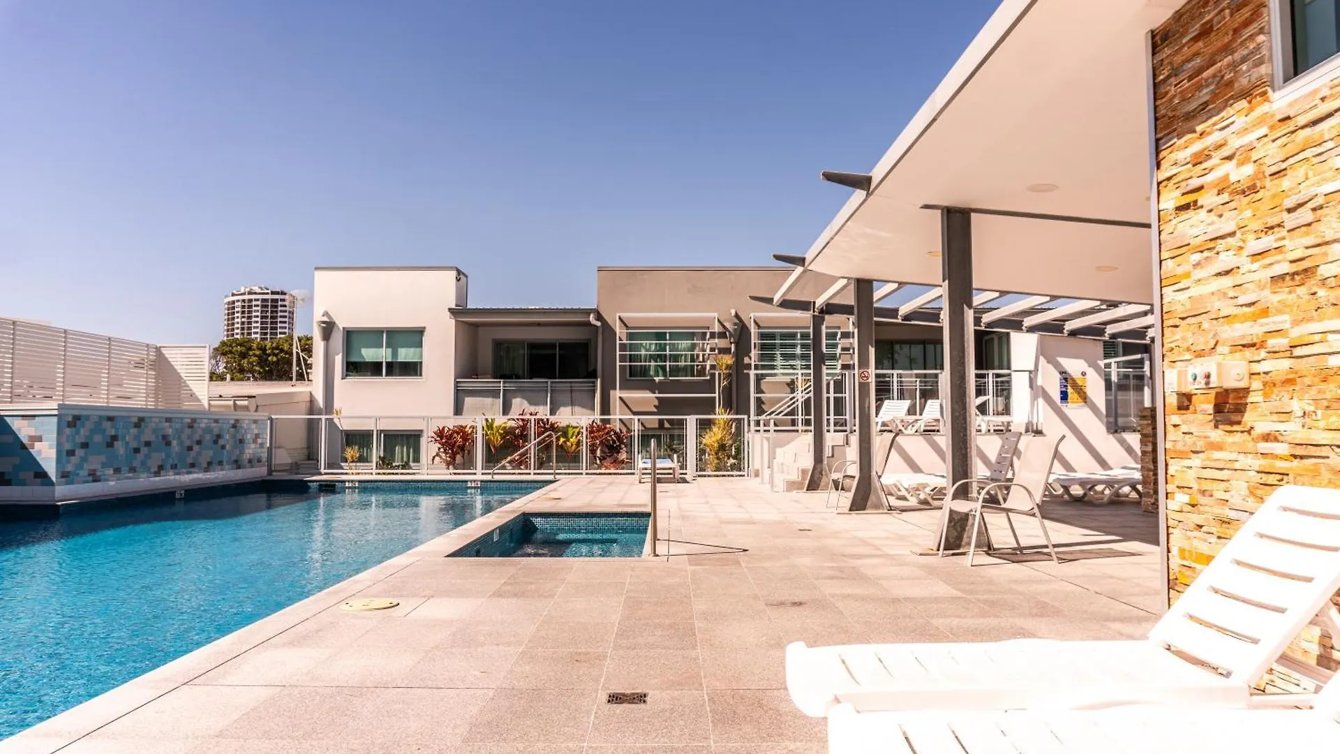 Pavilion Palm Beach, Vibrant Cafs Beach & Dining Gold Coast 0*,  Australia